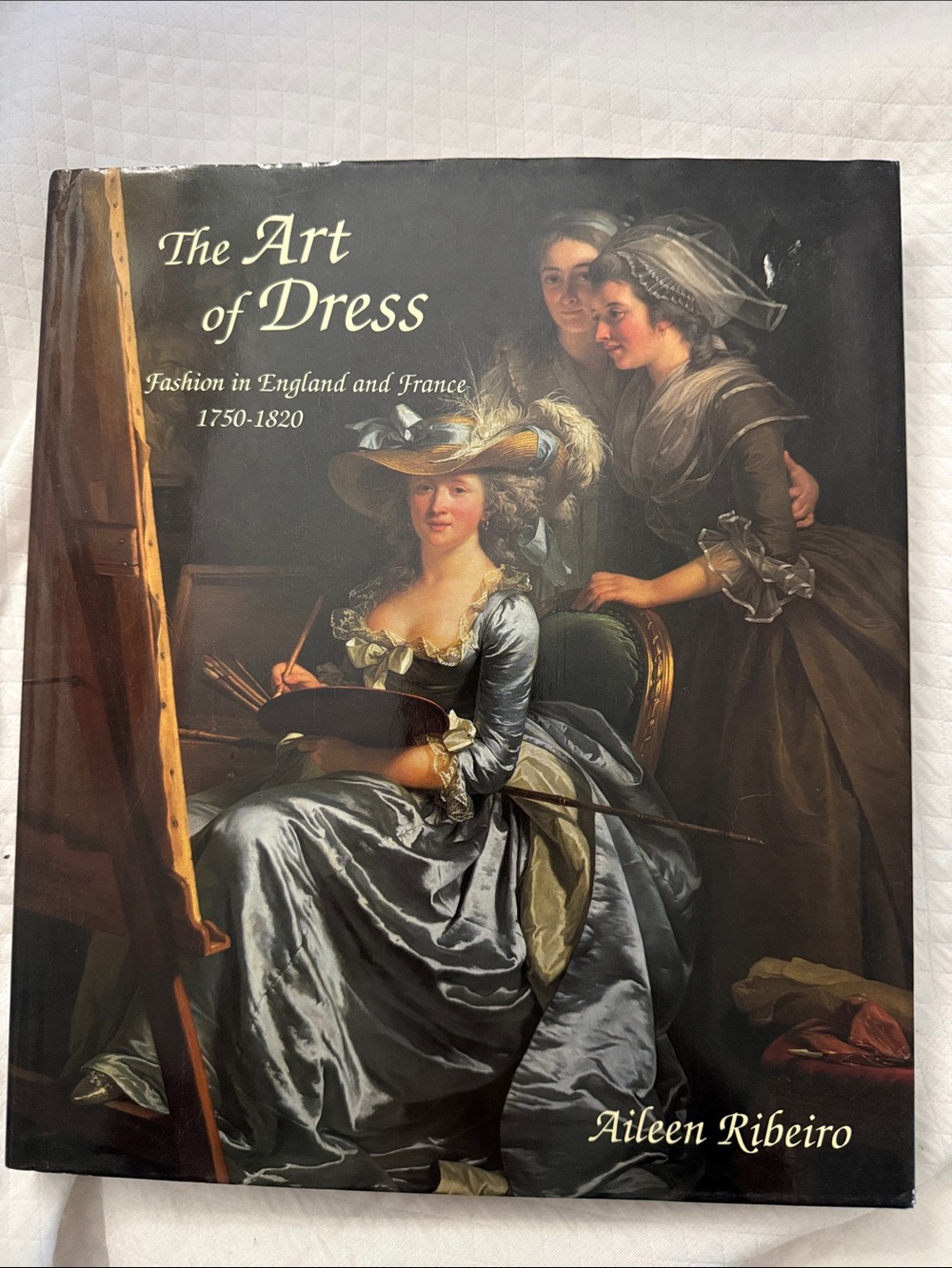 The Art of Dress: Fashion in England and France 1750-1820 Mint